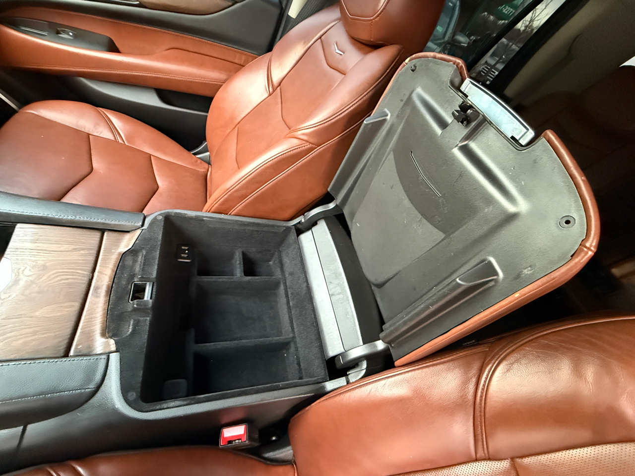 Cadillac Escalade 4WD 4dr Luxury 2019