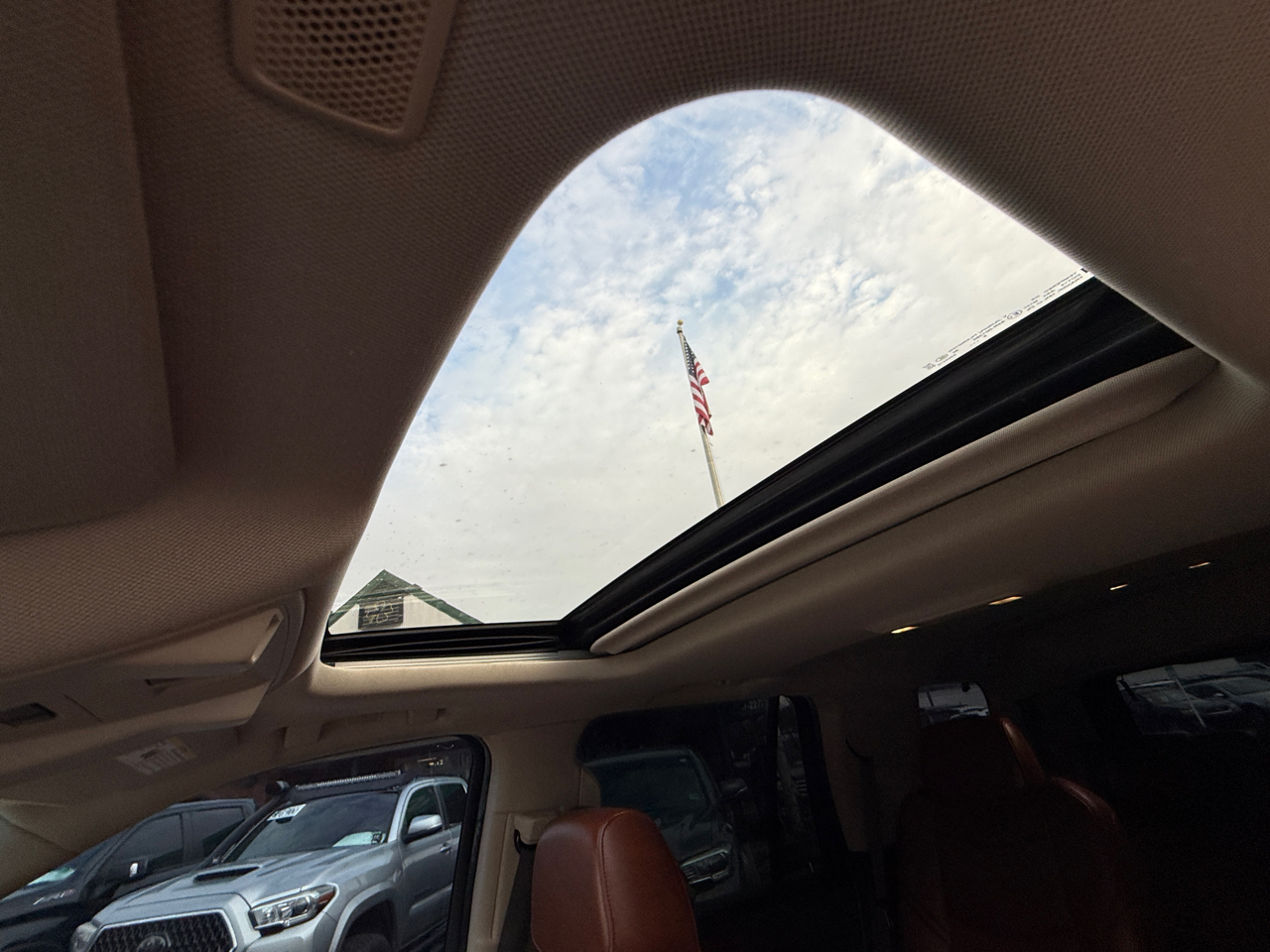 Cadillac Escalade 4WD 4dr Luxury 2019