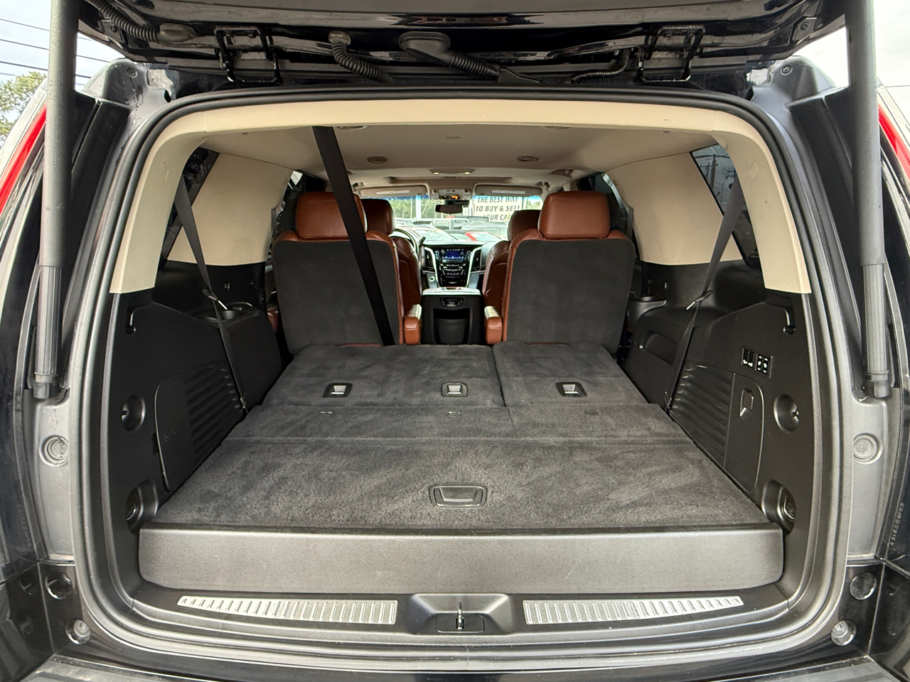 Cadillac Escalade 4WD 4dr Luxury 2019