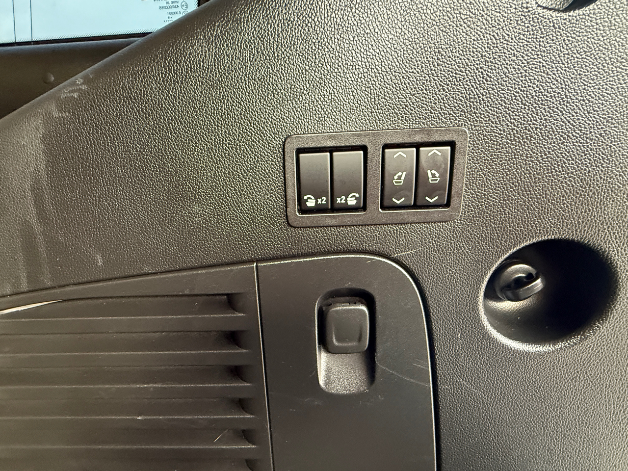 Cadillac Escalade 4WD 4dr Luxury 2019