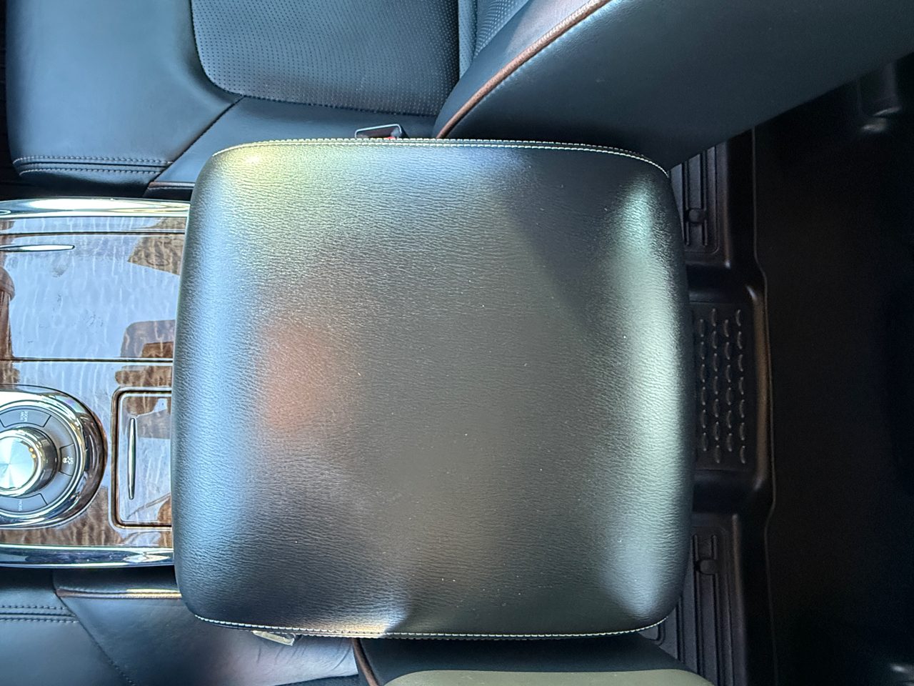 Nissan Armada 4x4 Platinum 2018