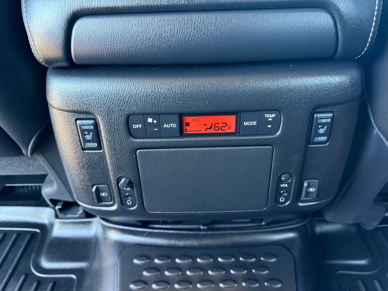 Nissan Armada 4x4 Platinum 2018