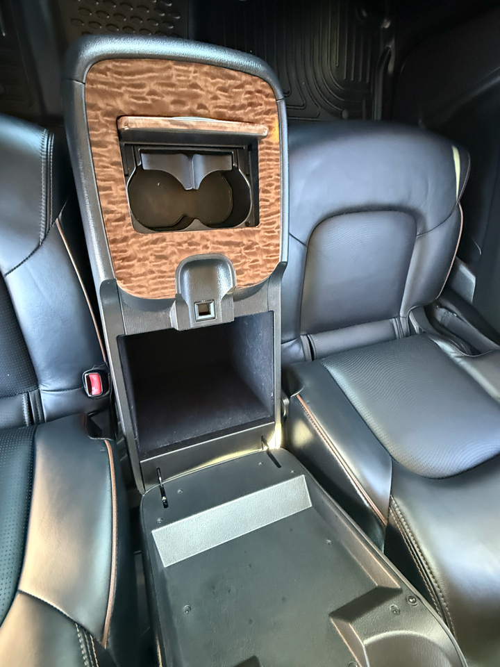 Nissan Armada 4x4 Platinum 2018