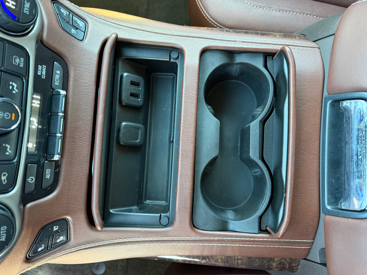 Chevrolet Tahoe 4WD 4dr LTZ 2016