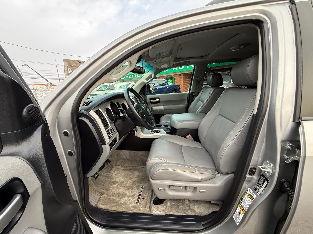 Toyota Sequoia Limited RWD (Natl) 2008