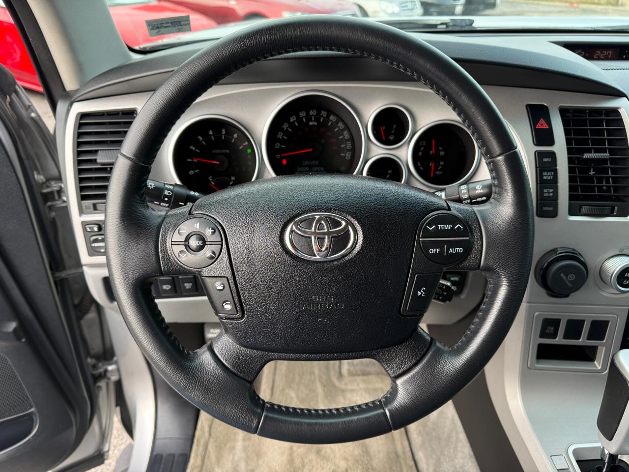 Toyota Sequoia Limited RWD (Natl) 2008