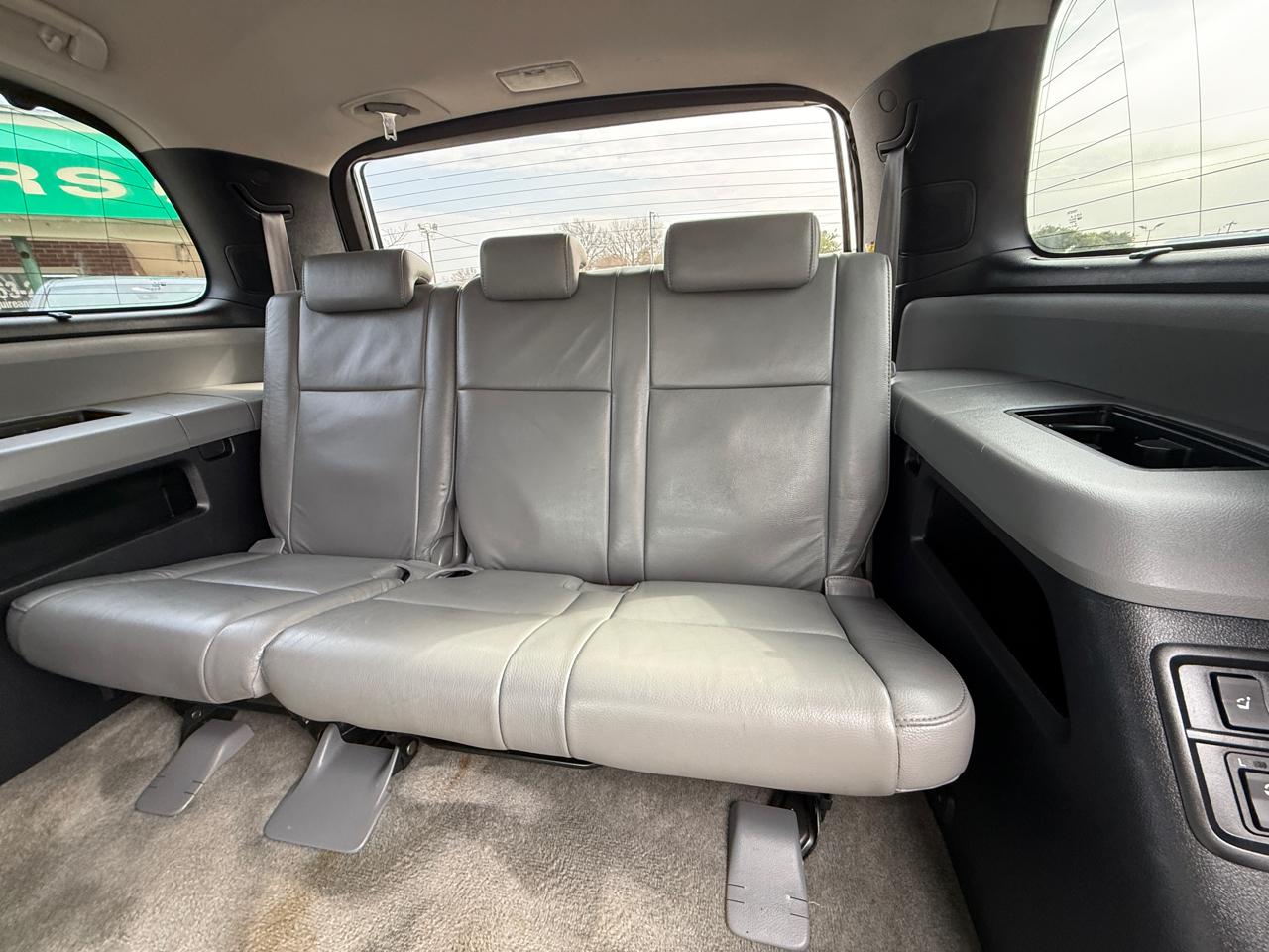 Toyota Sequoia Limited RWD (Natl) 2008