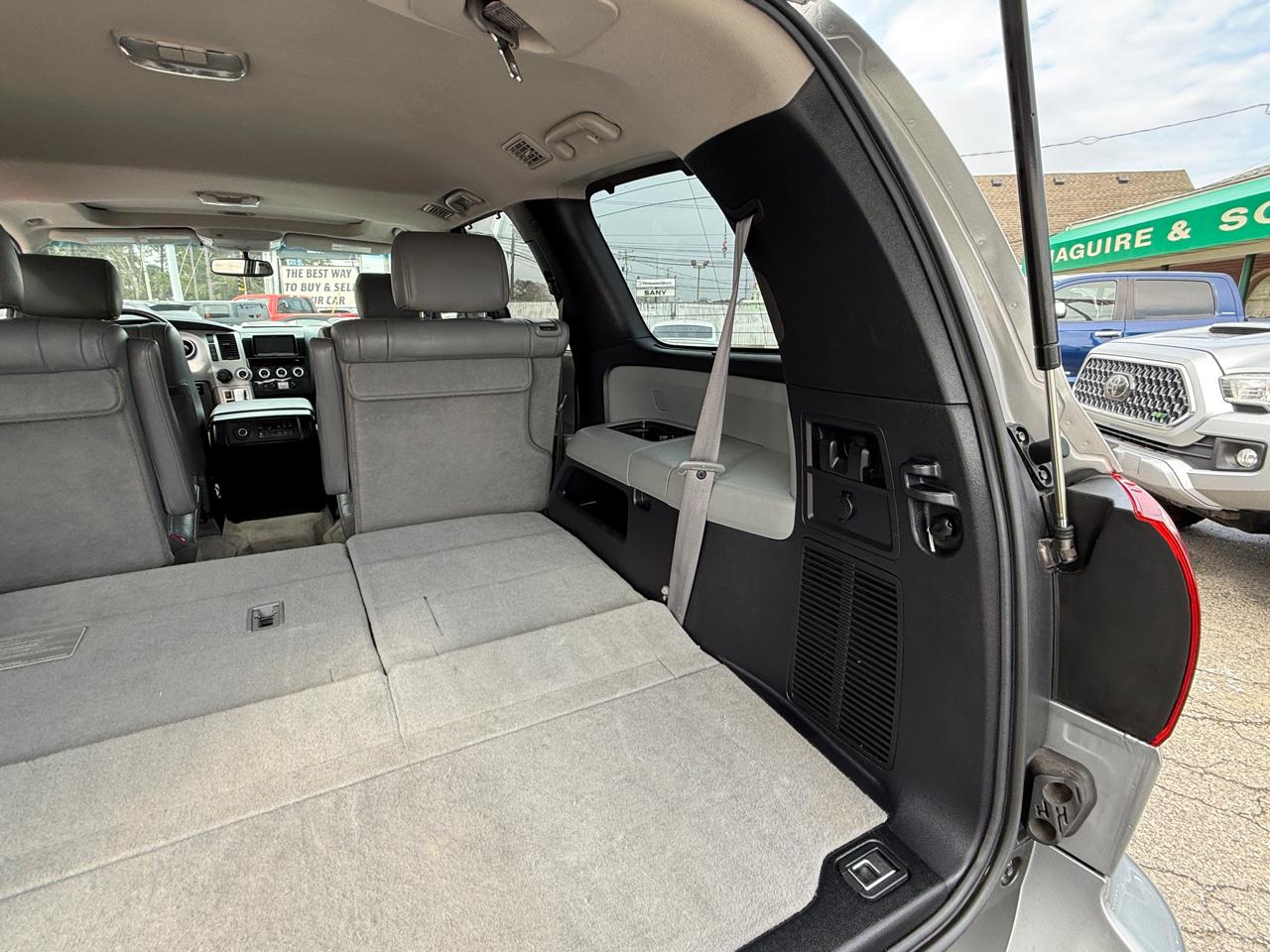 Toyota Sequoia Limited RWD (Natl) 2008