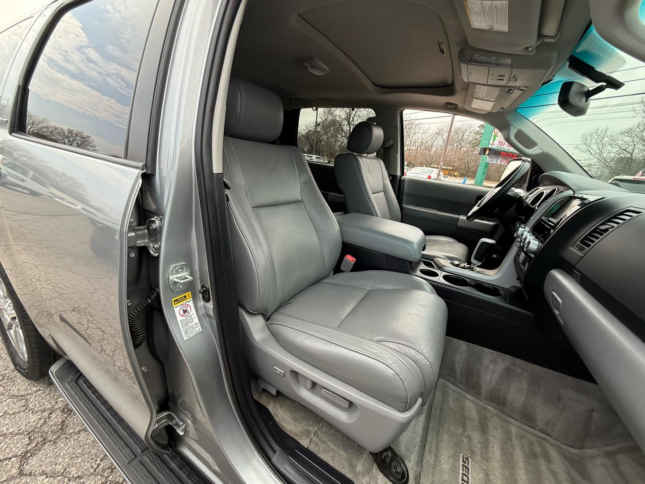 Toyota Sequoia Limited RWD (Natl) 2008