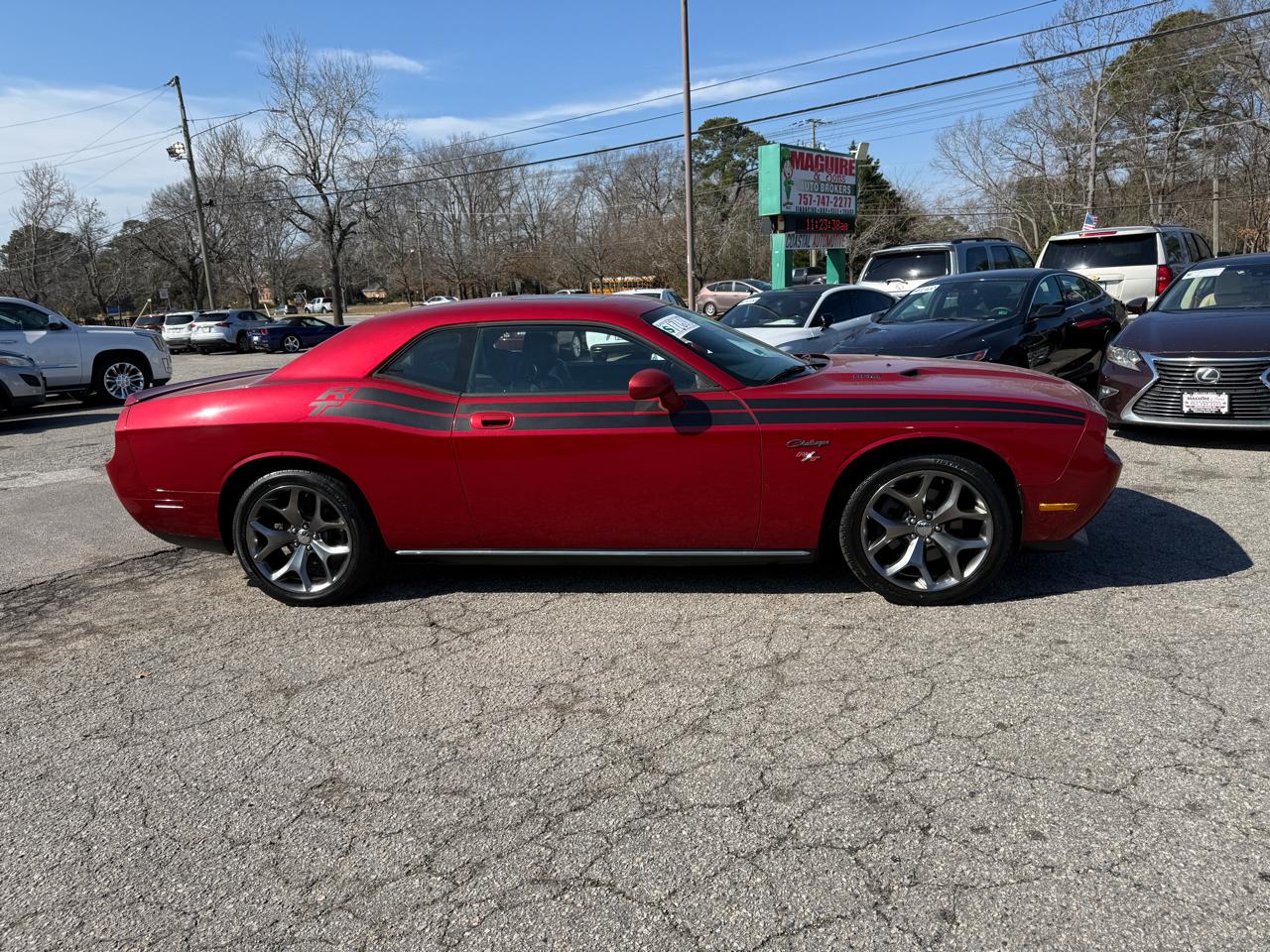 Dodge Challenger 2dr Cpe R/T 2010