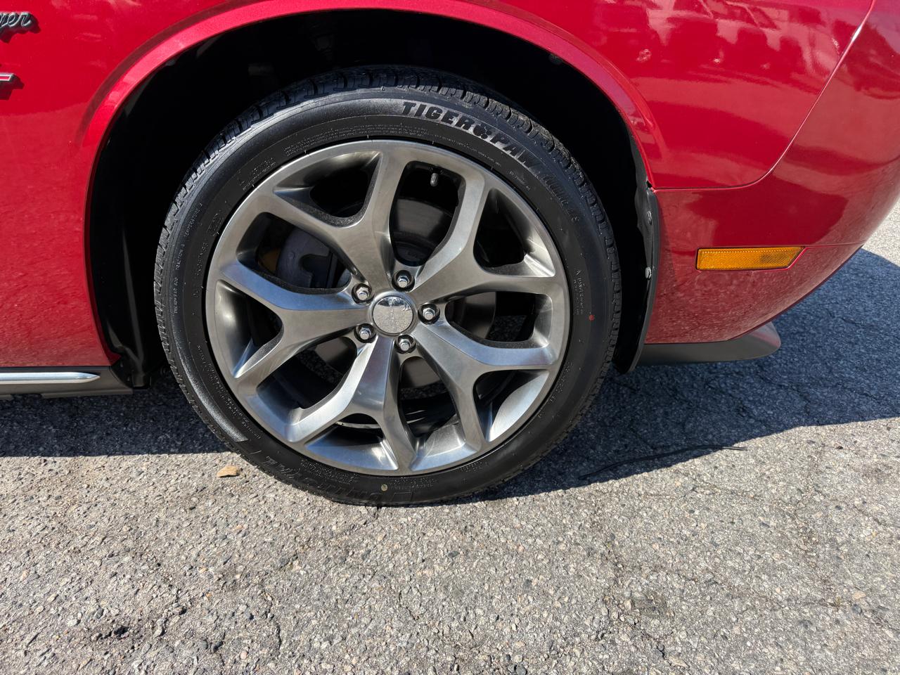 Dodge Challenger 2dr Cpe R/T 2010