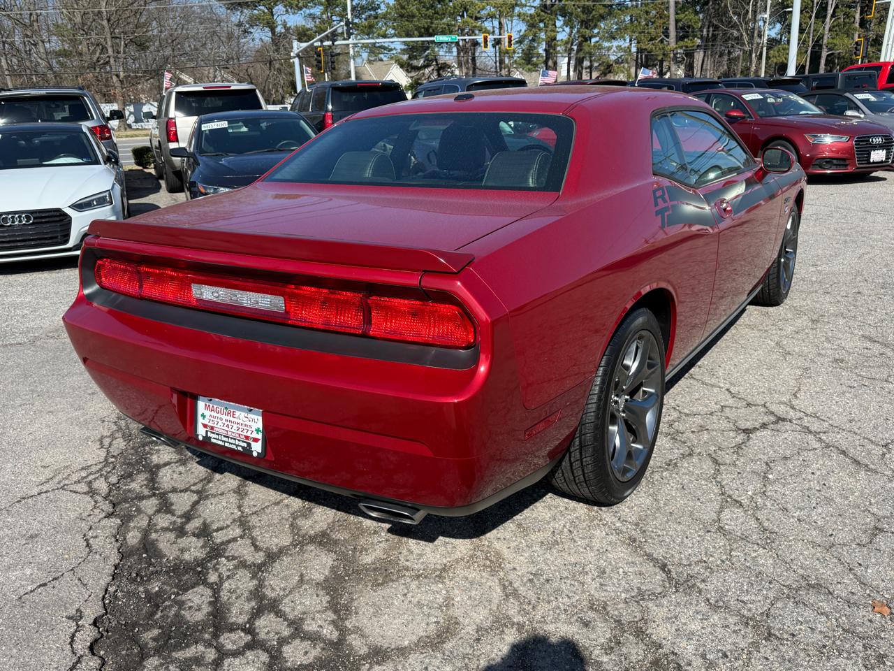 Dodge Challenger 2dr Cpe R/T 2010