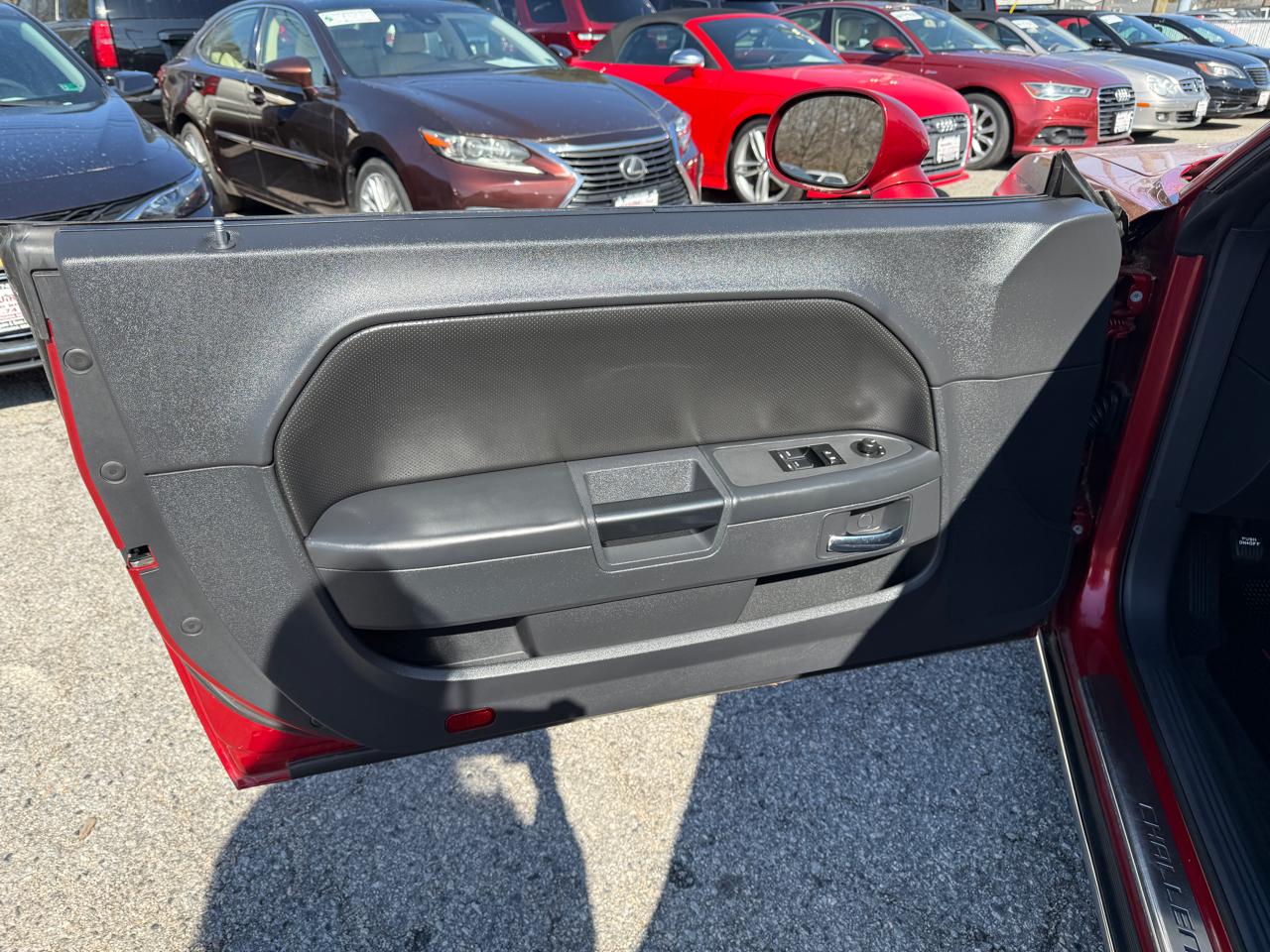 Dodge Challenger 2dr Cpe R/T 2010