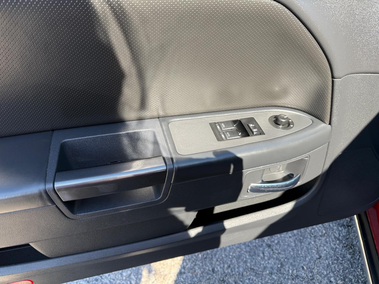 Dodge Challenger 2dr Cpe R/T 2010