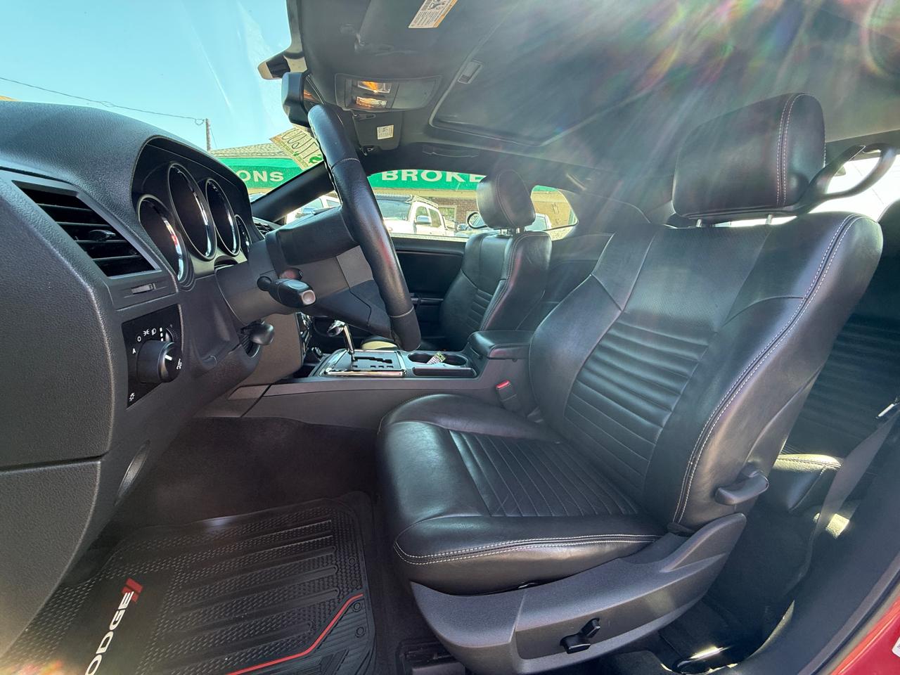 Dodge Challenger 2dr Cpe R/T 2010