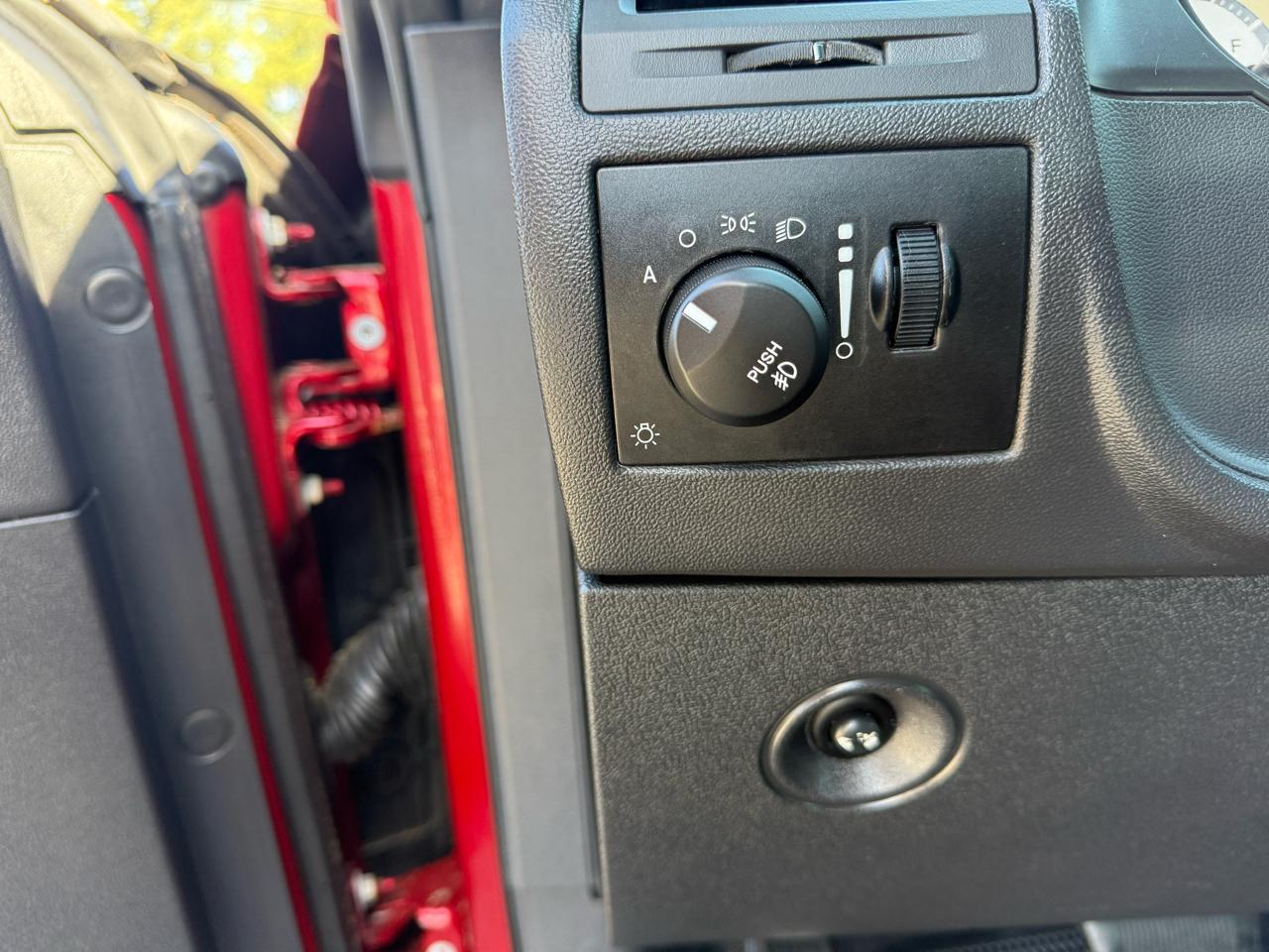 Dodge Challenger 2dr Cpe R/T 2010