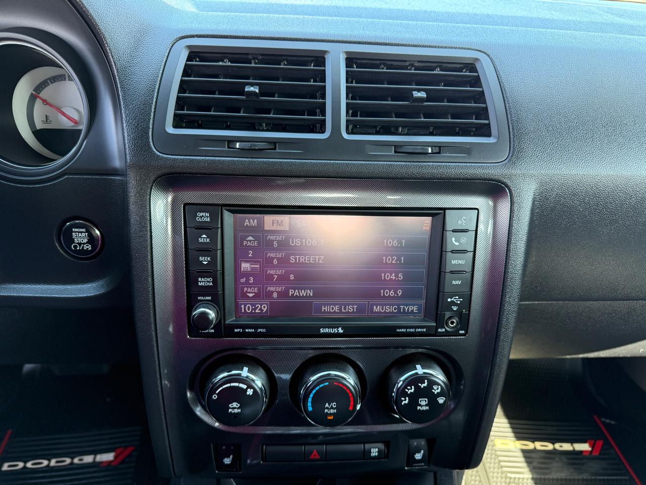 Dodge Challenger 2dr Cpe R/T 2010