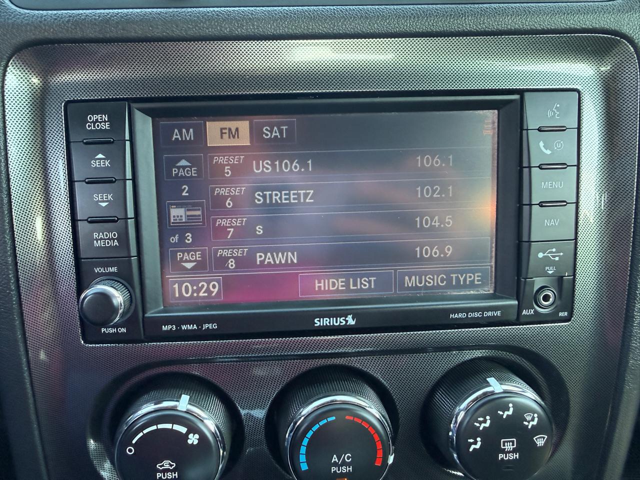 Dodge Challenger 2dr Cpe R/T 2010