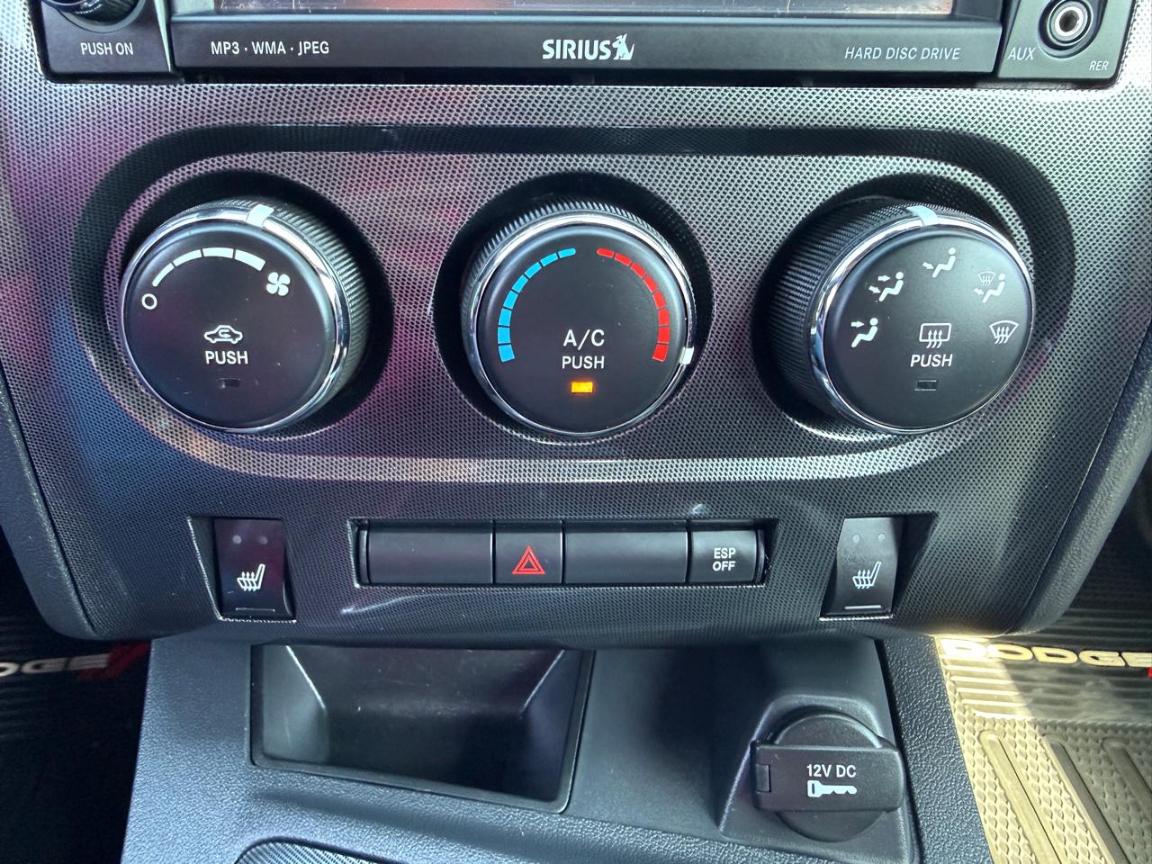 Dodge Challenger 2dr Cpe R/T 2010