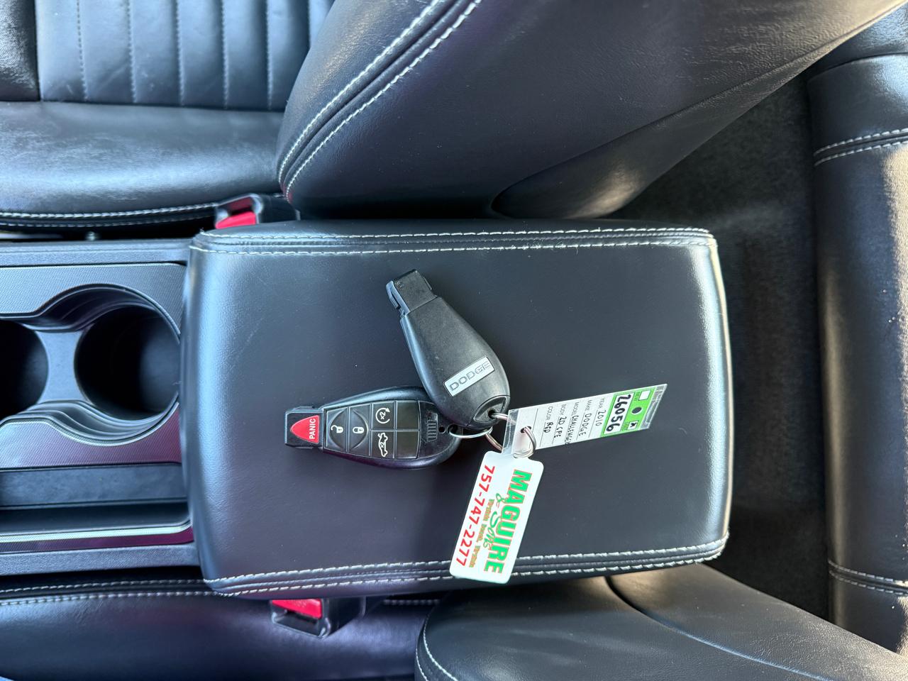 Dodge Challenger 2dr Cpe R/T 2010