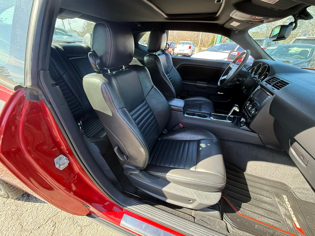 Dodge Challenger 2dr Cpe R/T 2010