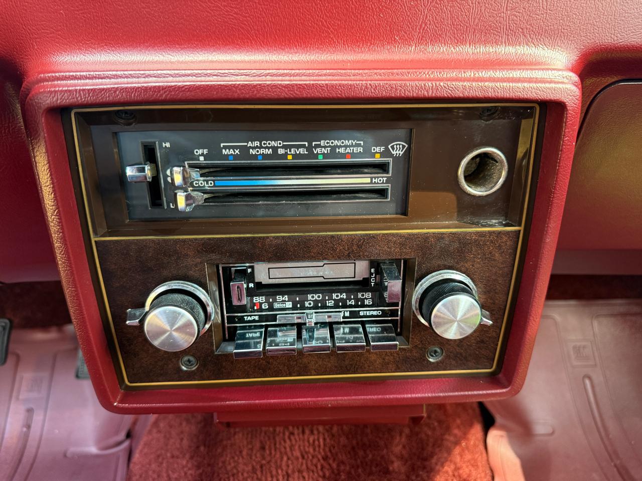 Chevrolet Monte Carlo 2dr Coupe Sport 1983