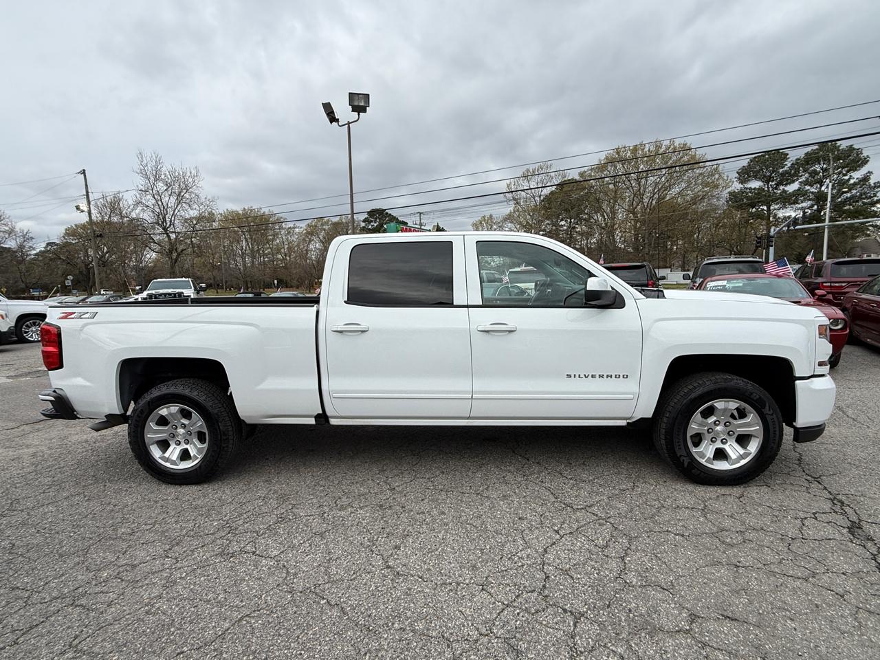 Chevrolet Silverado 1500 4WD Crew Cab 153.0" LT w/2LT 2018