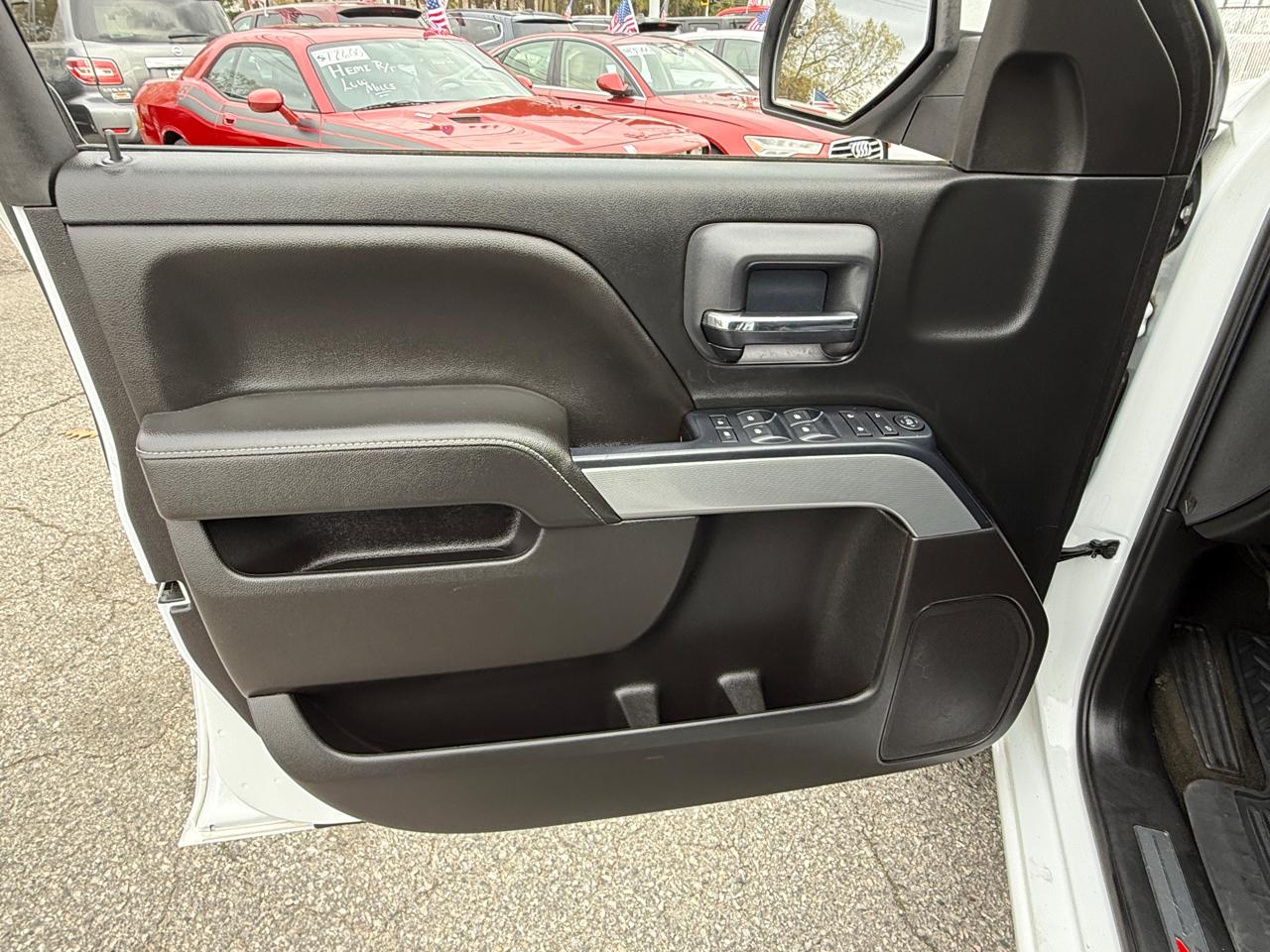 Chevrolet Silverado 1500 4WD Crew Cab 153.0" LT w/2LT 2018