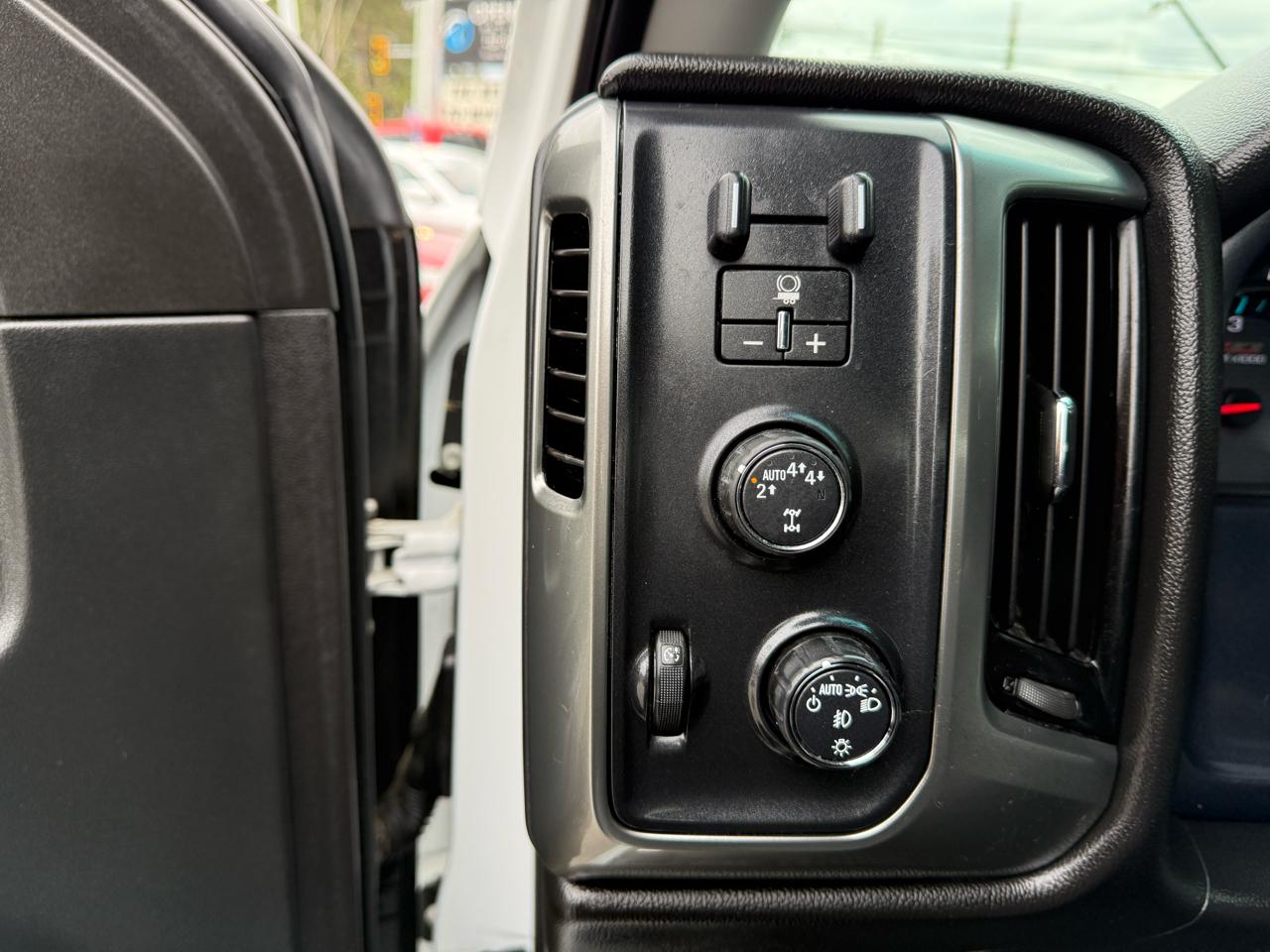 Chevrolet Silverado 1500 4WD Crew Cab 153.0" LT w/2LT 2018