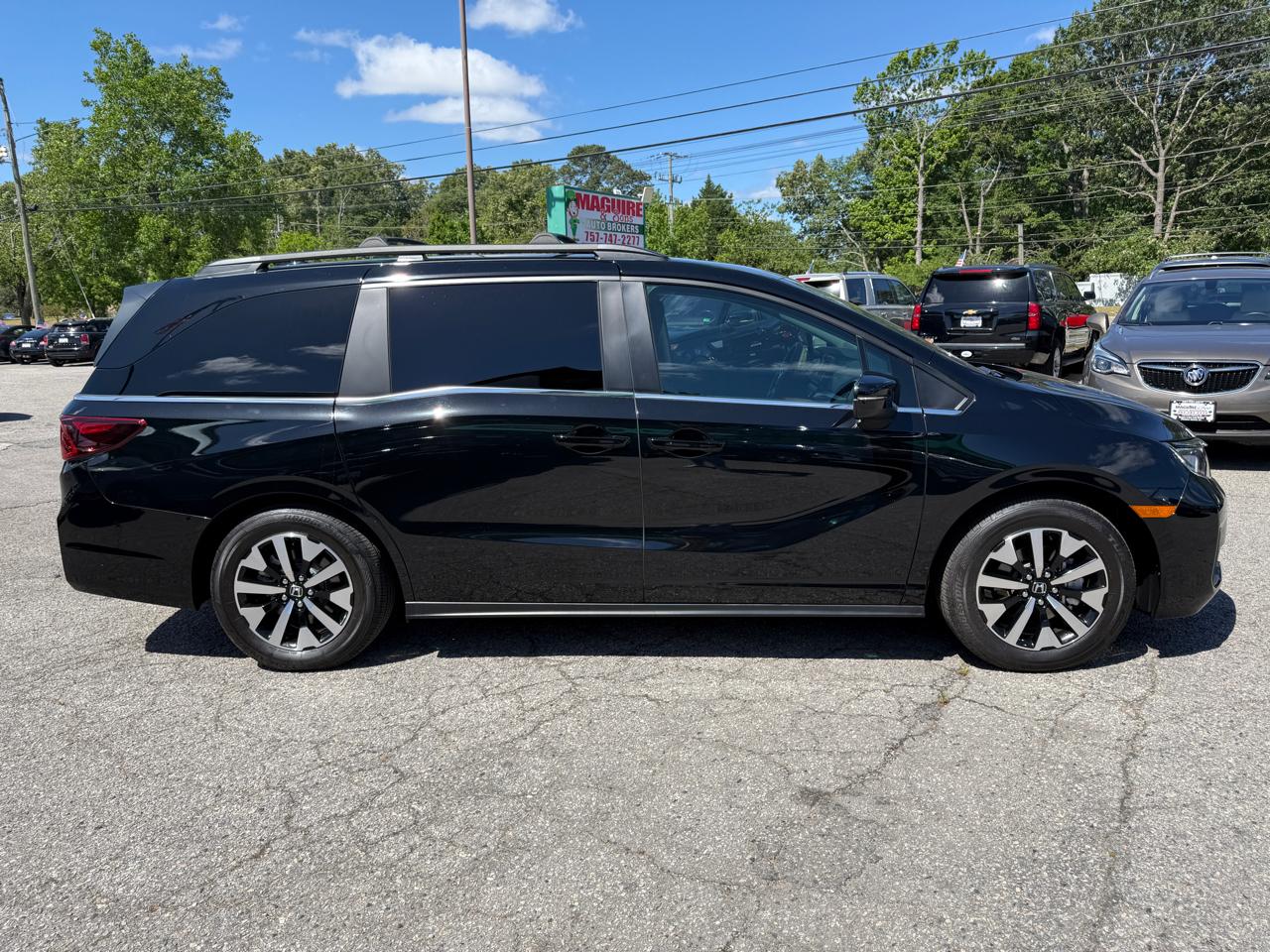 Honda Odyssey EX-L Auto 2025