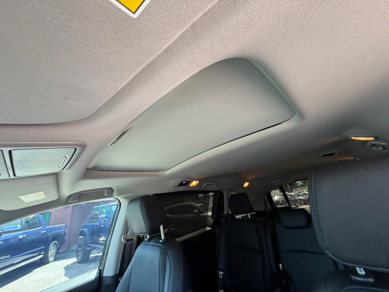 Honda Odyssey EX-L Auto 2025