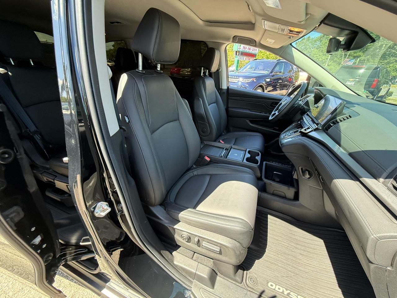 Honda Odyssey EX-L Auto 2025