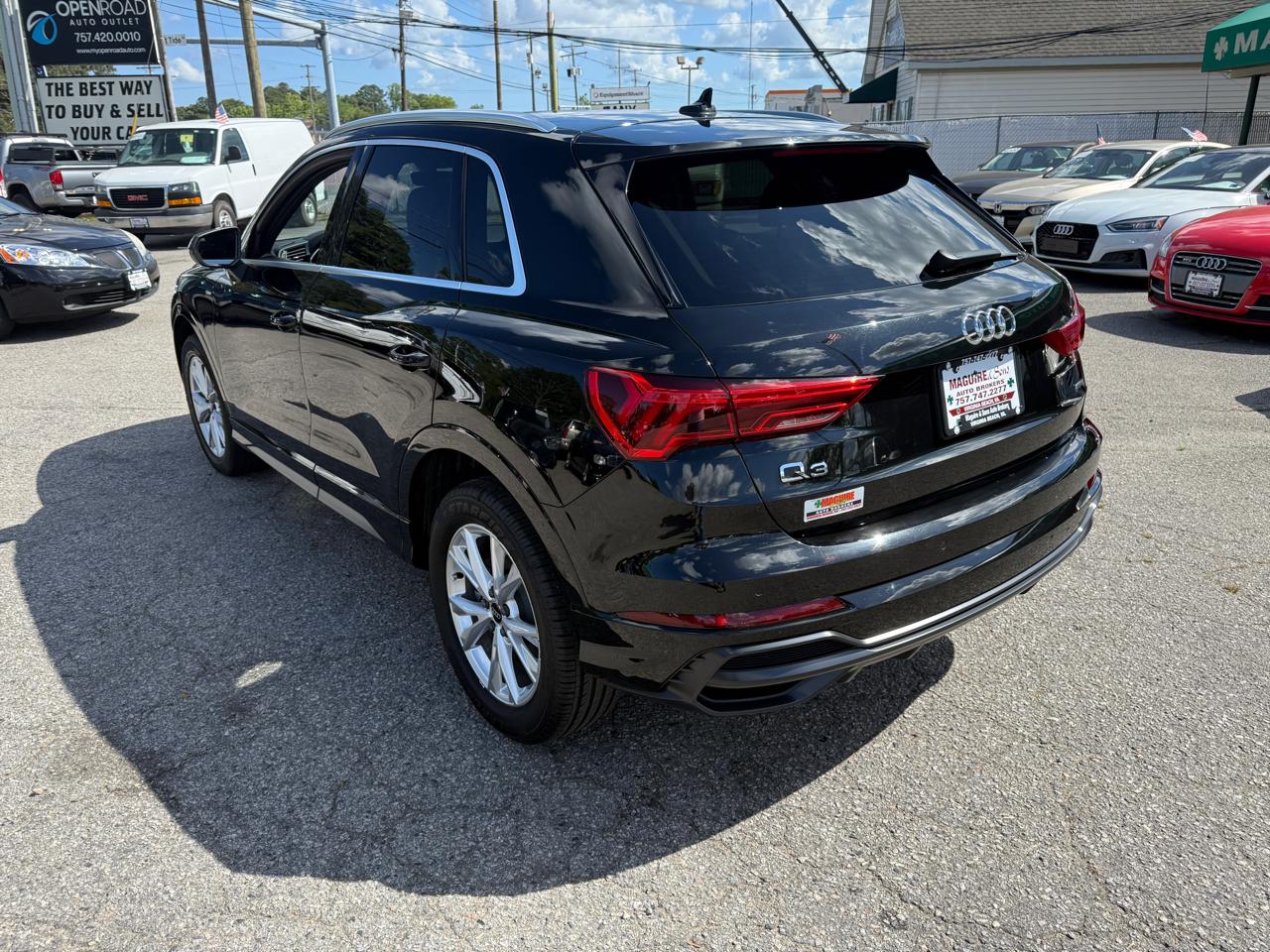 Audi Q3 S line Premium Plus 45 TFSI quattro 2022