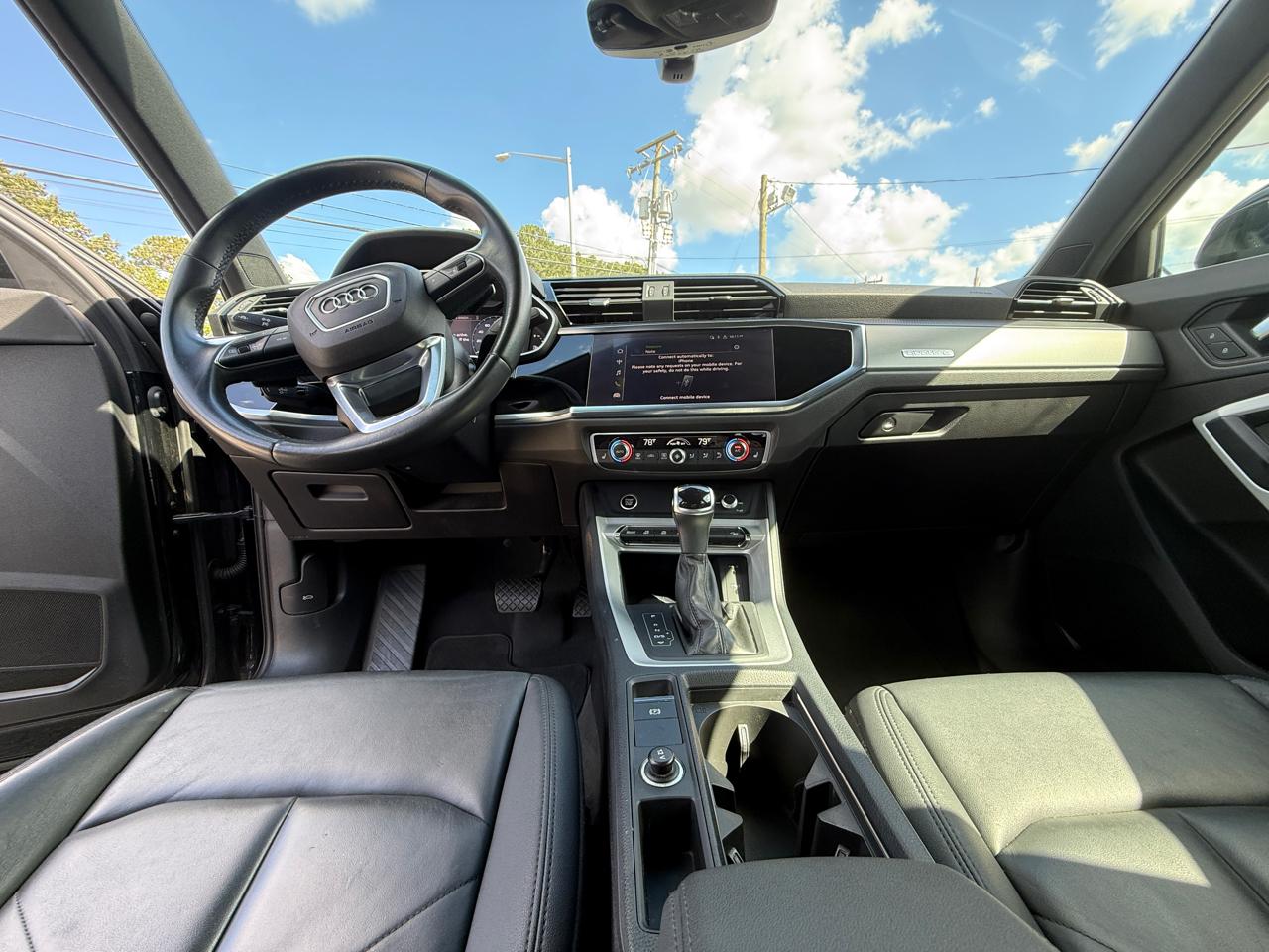 Audi Q3 S line Premium Plus 45 TFSI quattro 2022