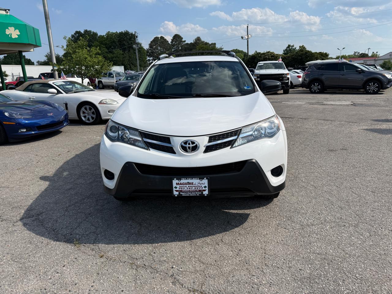 Toyota RAV4 AWD 4dr LE (Natl) 2015