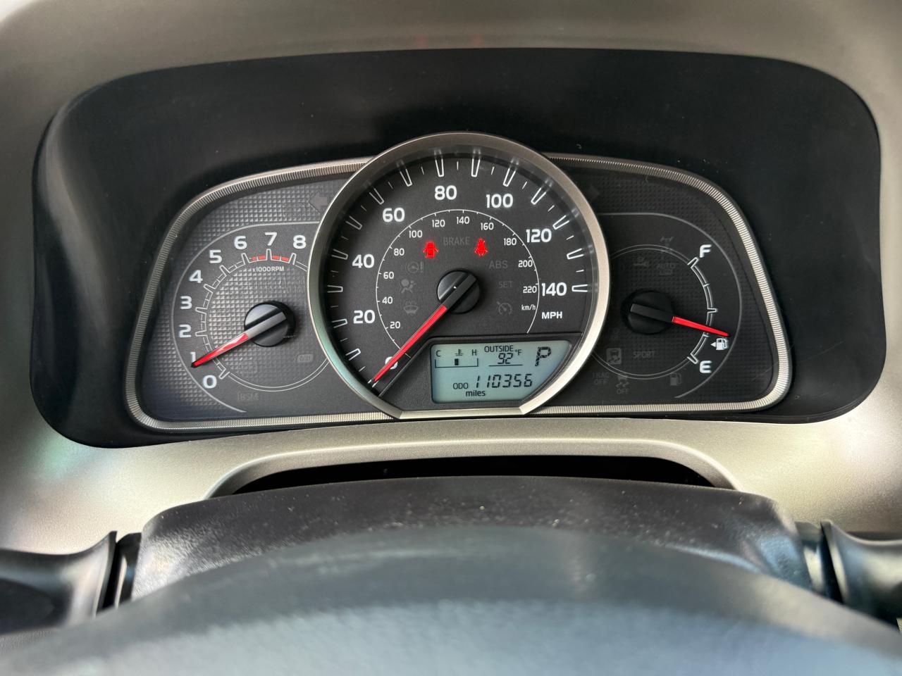 Toyota RAV4 AWD 4dr LE (Natl) 2015