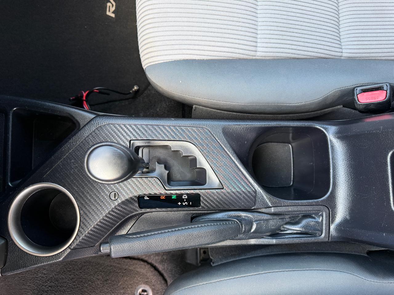 Toyota RAV4 AWD 4dr LE (Natl) 2015