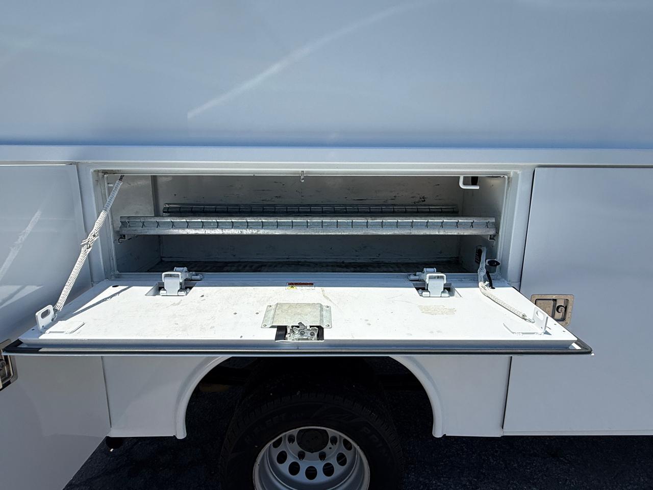 Ford Transit Cutaway T-350 RWD DRW 138" WB 11000 GVWR 2020