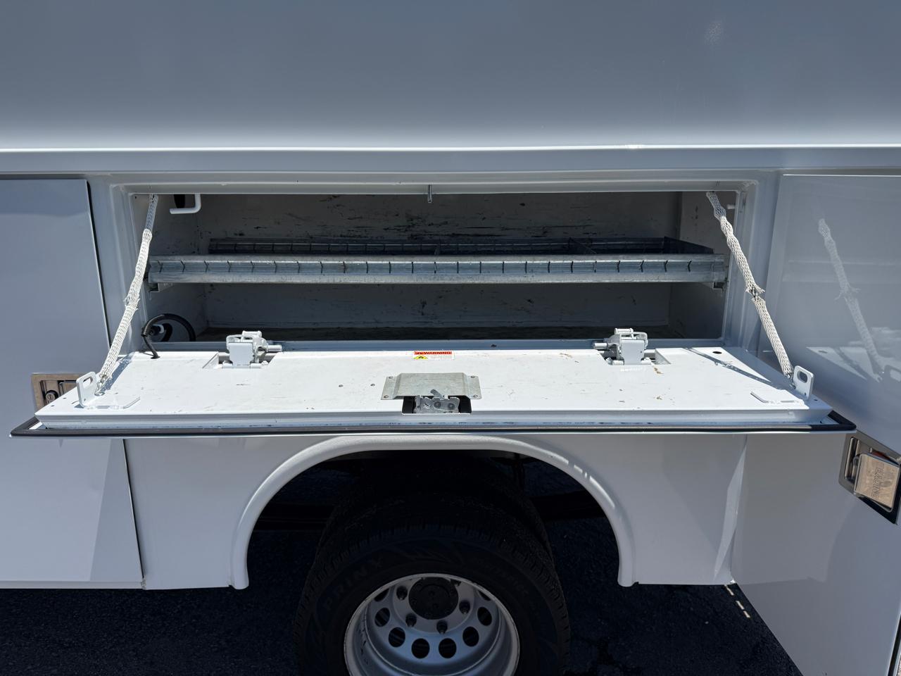 Ford Transit Cutaway T-350 RWD DRW 138" WB 11000 GVWR 2020