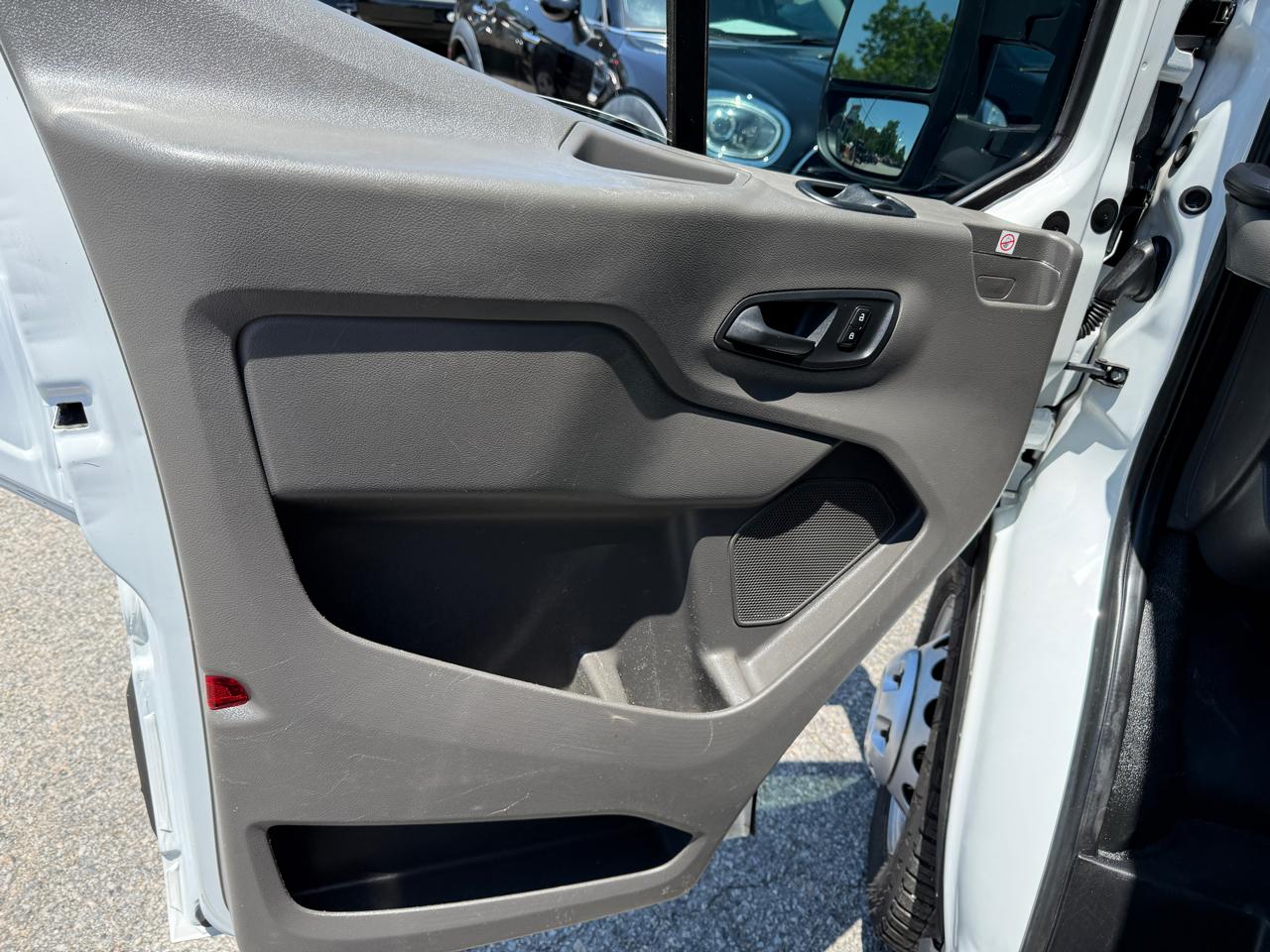 Ford Transit Cutaway T-350 RWD DRW 138" WB 11000 GVWR 2020