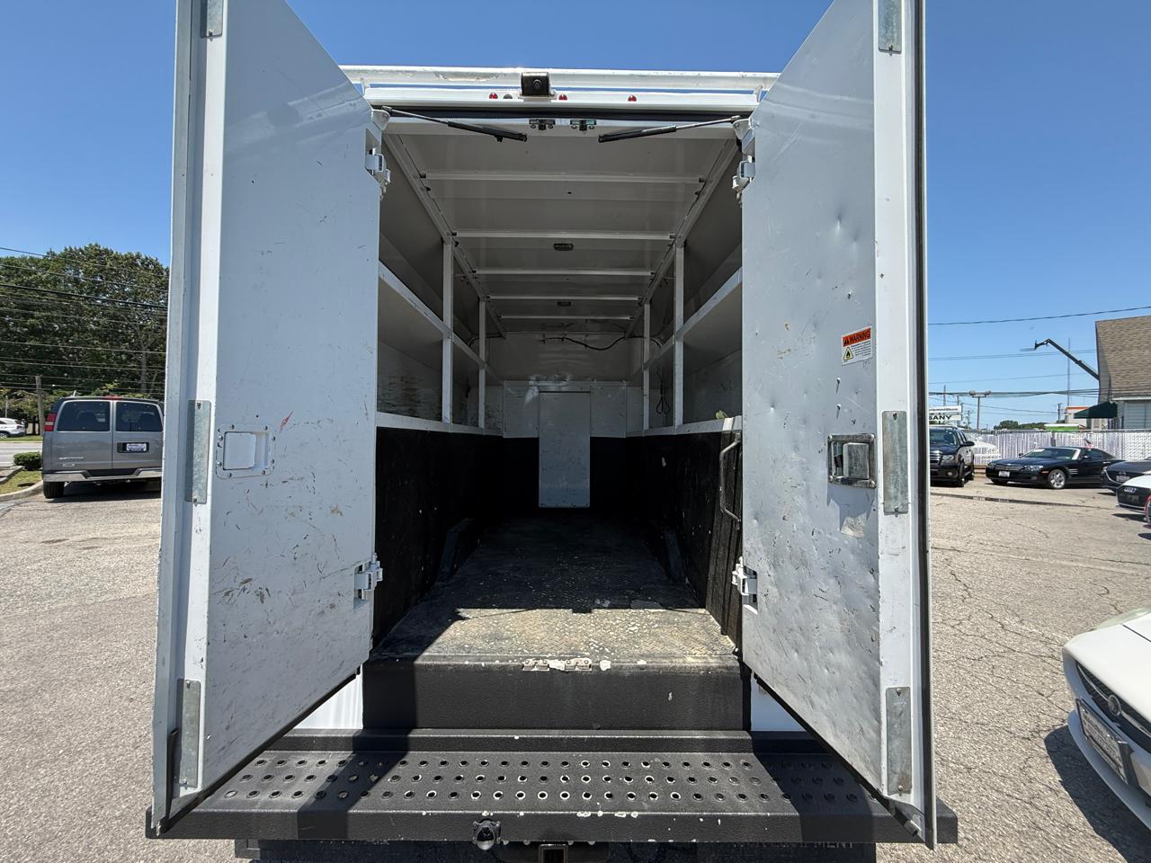 Ford Transit Cutaway T-350 RWD DRW 138" WB 11000 GVWR 2020