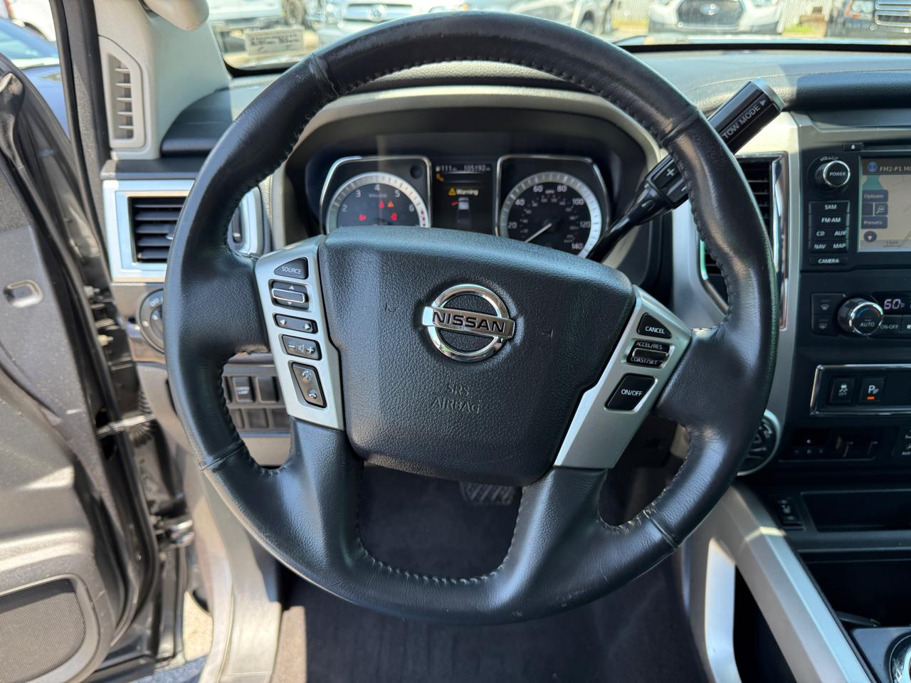 Nissan Titan XD 4WD Crew Cab SV Gas 2016