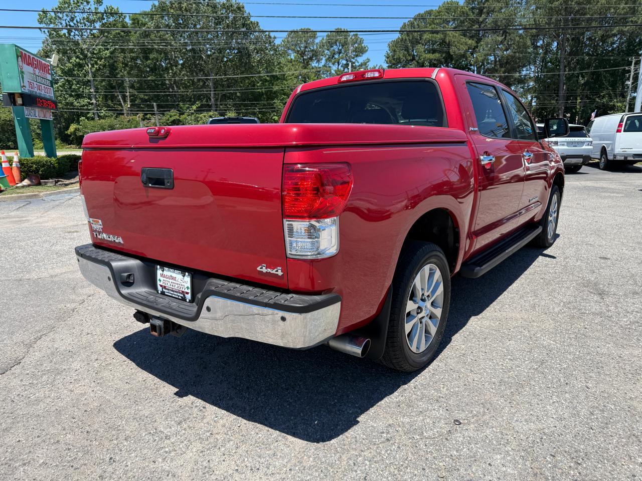 Toyota Tundra 4WD Truck CrewMax 5.7L V8 6-Spd AT LTD (Natl) 2012