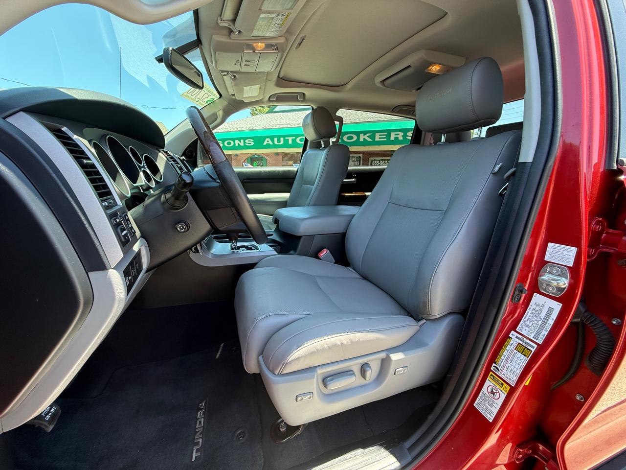 Toyota Tundra 4WD Truck CrewMax 5.7L V8 6-Spd AT LTD (Natl) 2012