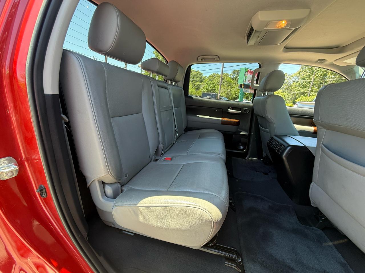 Toyota Tundra 4WD Truck CrewMax 5.7L V8 6-Spd AT LTD (Natl) 2012