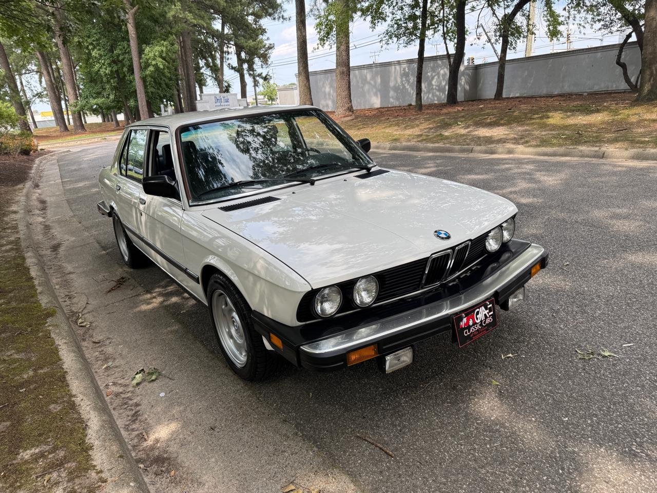 BMW 5 Series 4dr Sedan 528e 1988