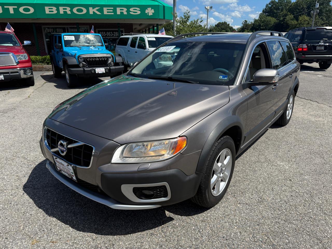 Volvo XC70 4dr Wgn 3.2L 2011