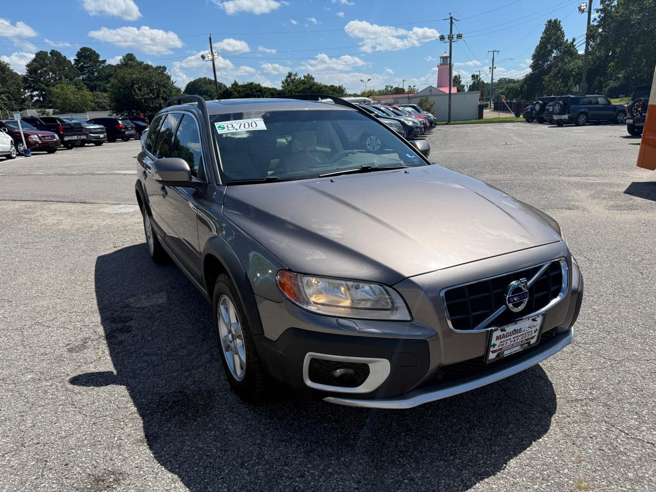 Volvo XC70 4dr Wgn 3.2L 2011