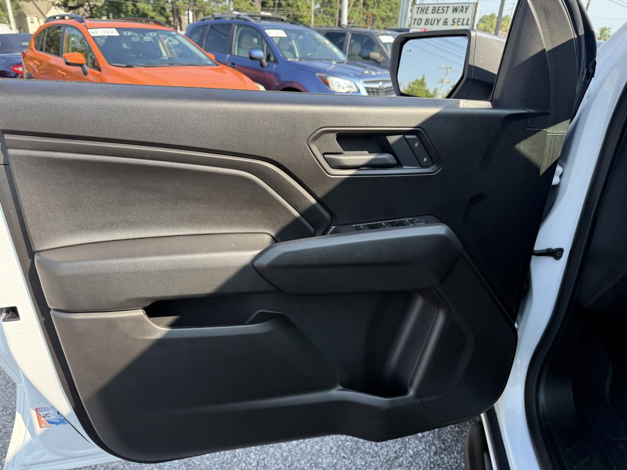 Chevrolet Colorado 4WD Crew Cab Trail Boss 2025