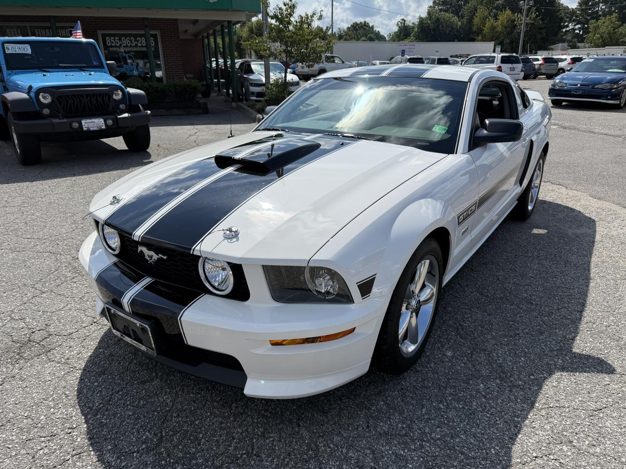Ford Mustang 2dr Cpe GT Deluxe 2008